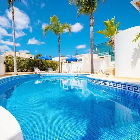 Villa In Albufeira Near Santa Eulalia Beach