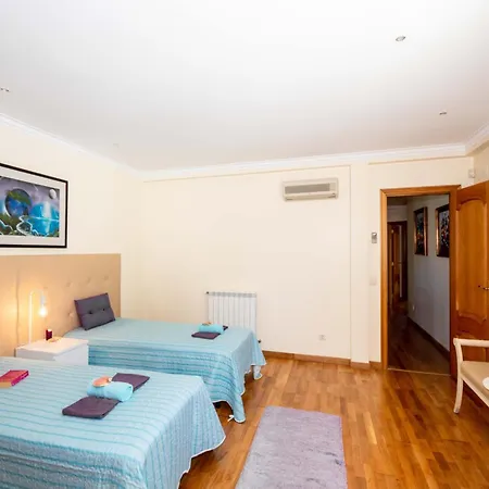 Villa Villa In Albufeira Near Santa Eulalia Beach